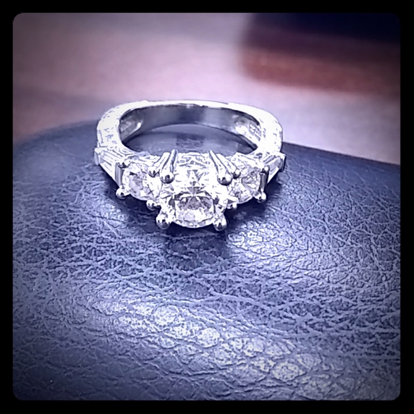 Stunning 925 ring - Picture 2 of 7